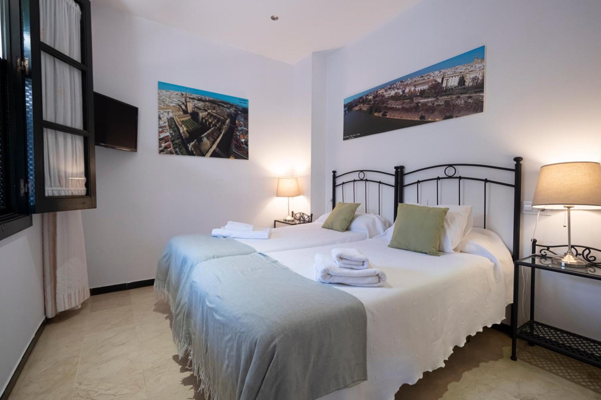 Apartamento Con Encanto En Patio Sevillano מראה חיצוני תמונה